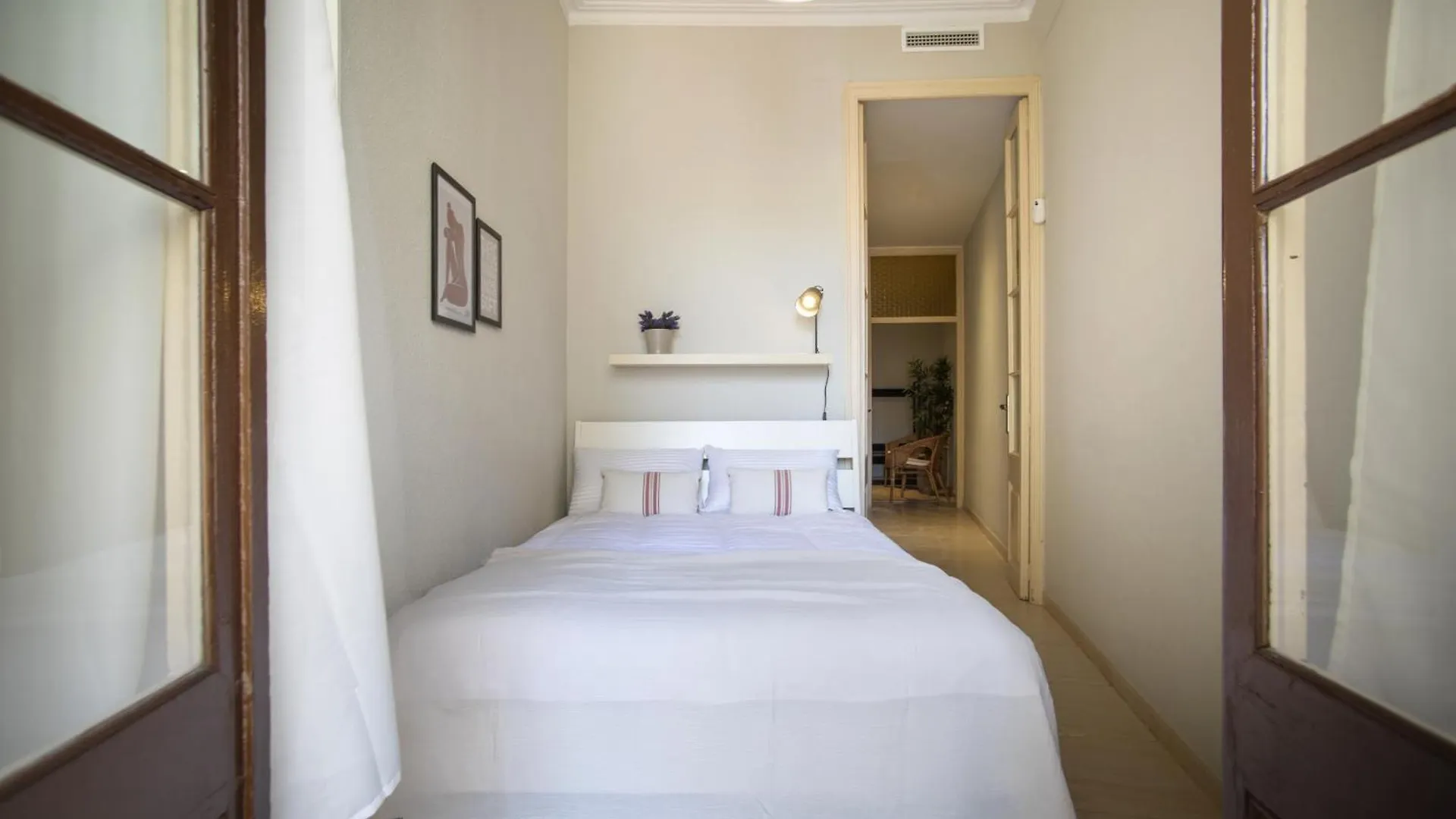 22Man1017- Cute Apartment In Sant Antoni Barcelona Spanyolország