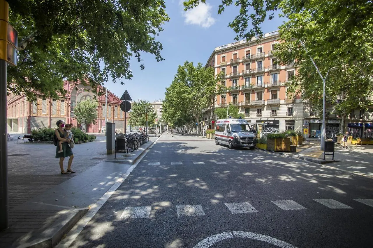 22Man1017- Cute Apartment In Sant Antoni Barcellona